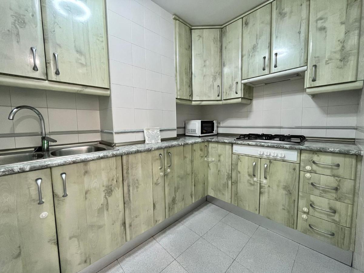 Apartamento Playa Velilla Park II อัลมูเญการ์ ภายนอก รูปภาพ