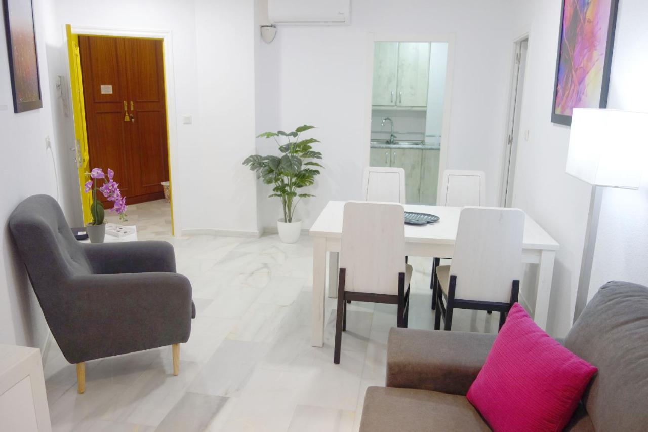 Apartamento Playa Velilla Park II อัลมูเญการ์ ภายนอก รูปภาพ
