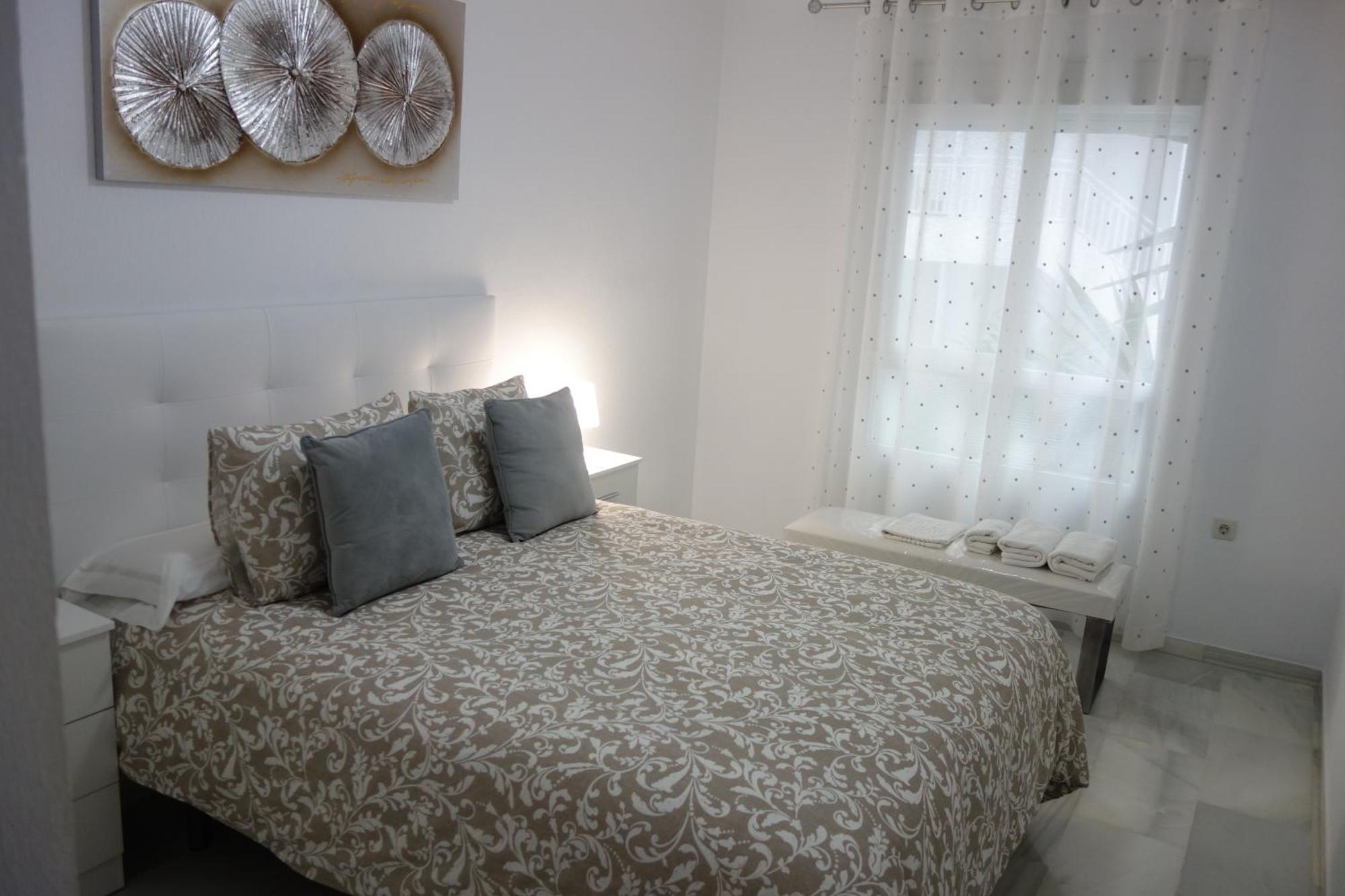Apartamento Playa Velilla Park II อัลมูเญการ์ ภายนอก รูปภาพ